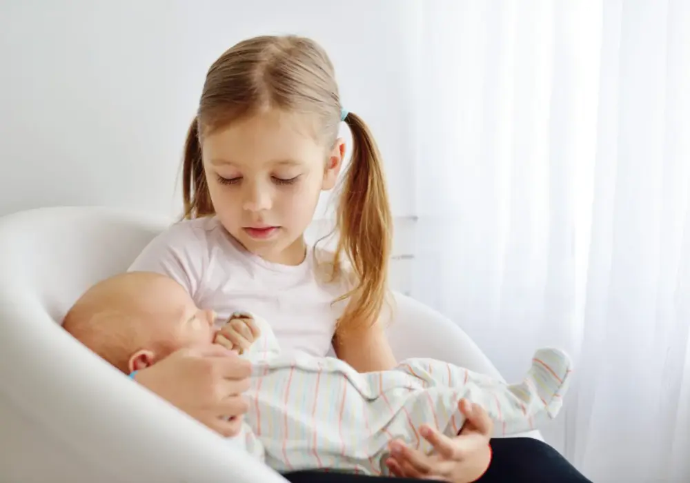 Jak przygotować dziecko na rodzeństwo i uniknąć zazdrości?