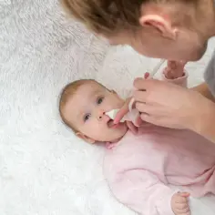 Ile może trwać katar u niemowlaka? Czas trwania i objawy